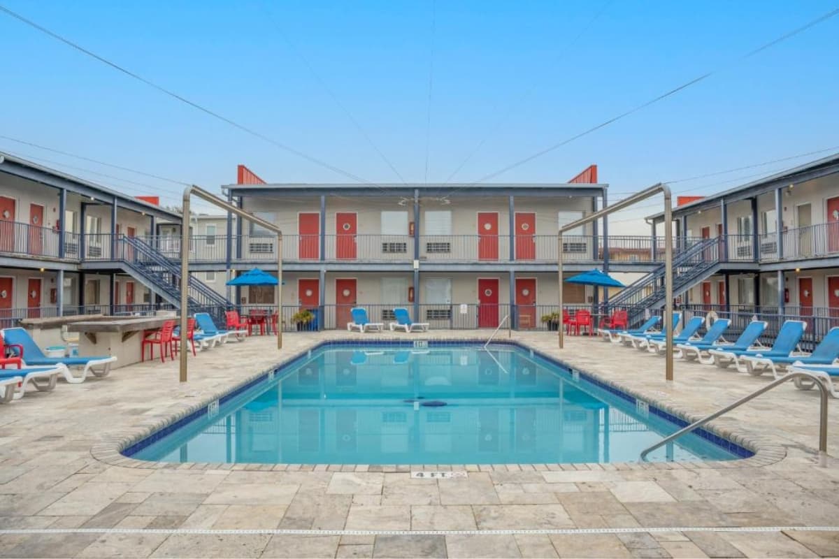 Poolside lounge seating